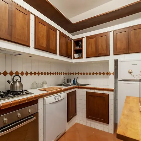 Apartament Guesthost - Pantheon Charming Rzym